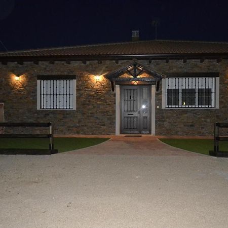 El Capricho De Los Carrascos Juarros de Voltoya Kültér fotó