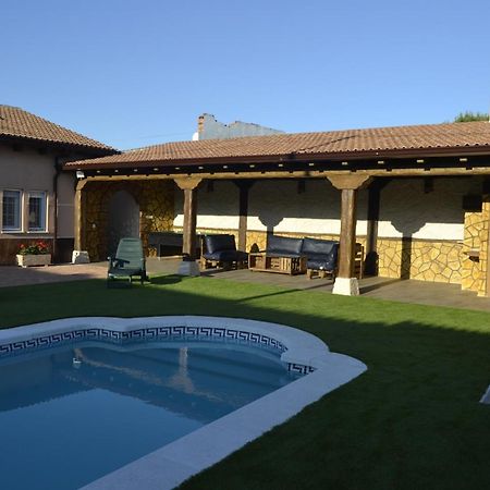 El Capricho De Los Carrascos Juarros de Voltoya Kültér fotó