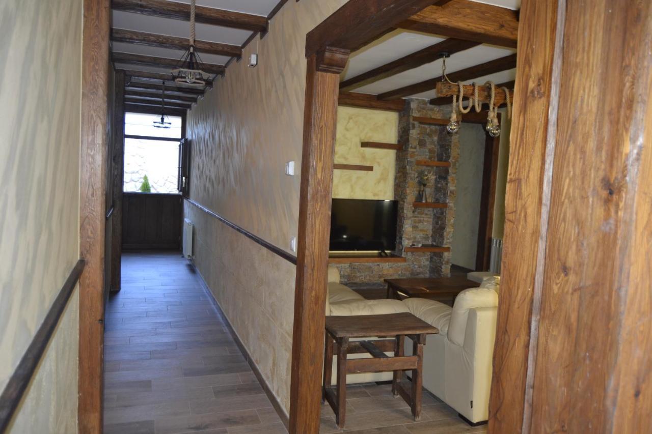 El Capricho De Los Carrascos Juarros de Voltoya Kültér fotó