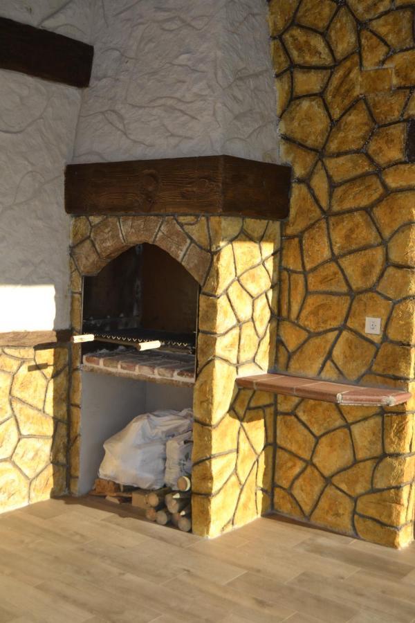 El Capricho De Los Carrascos Juarros de Voltoya Kültér fotó