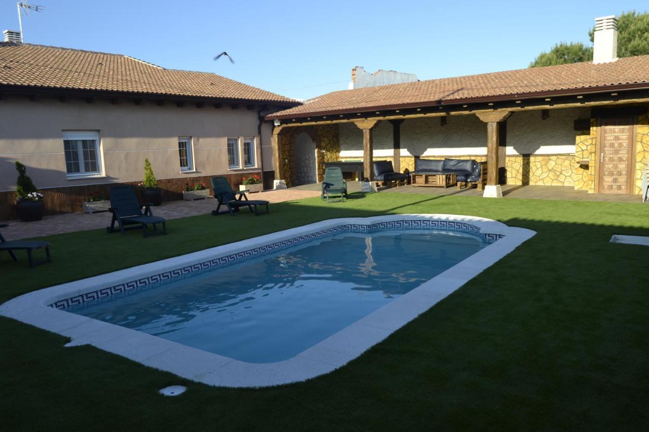 El Capricho De Los Carrascos Juarros de Voltoya Kültér fotó